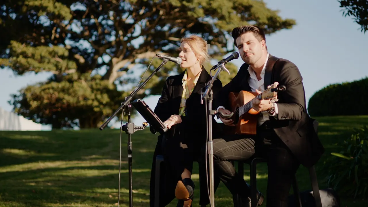 Ali & Matt at Crooked River Wines, Gerringong, wedding film frame 11