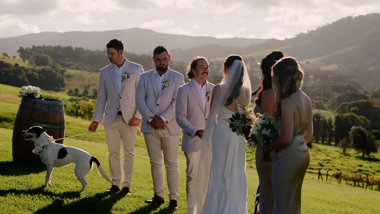 Ali & Matt at Crooked River Wines, Gerringong, wedding film frame 15