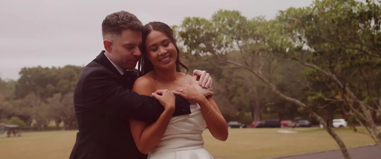 Jannet & James at Paperbark Grove, Centennial Park, wedding film frame 5