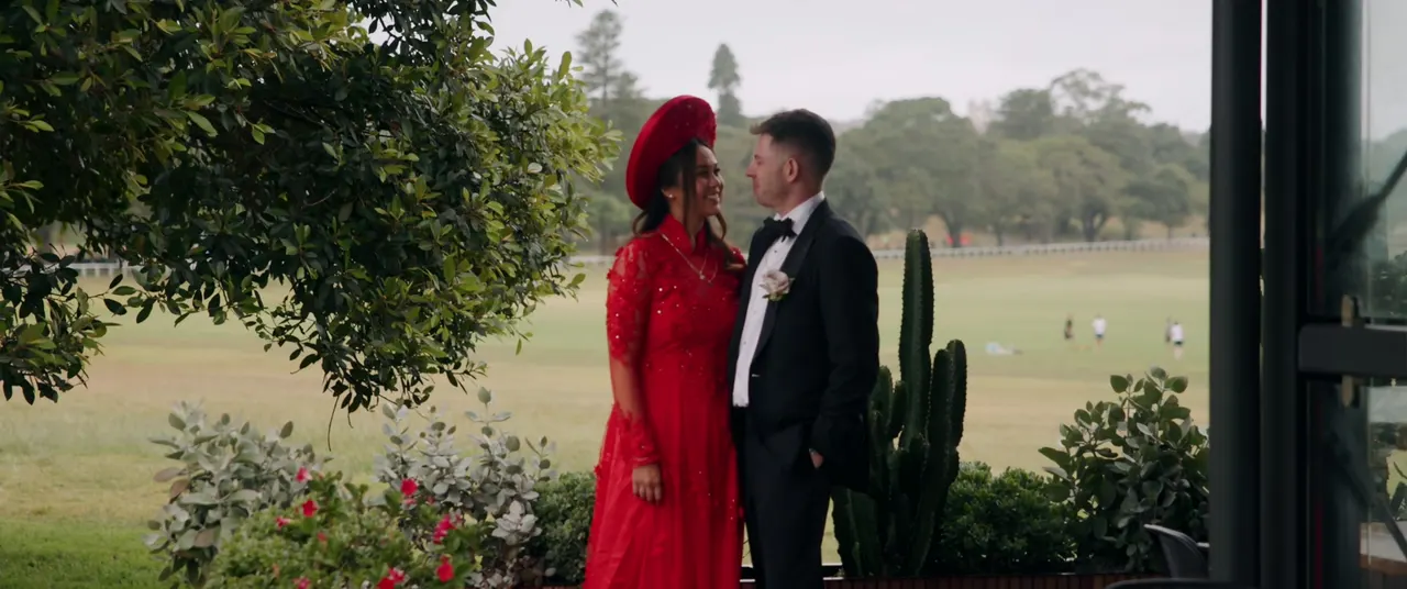 Jannet & James at Paperbark Grove, Centennial Park, wedding film frame 17